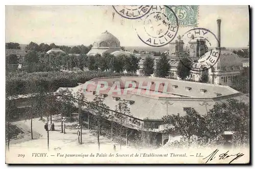 Cartes postales Vichy Vue panoramique du Palais des Sources et le l'Etablissement Thermal