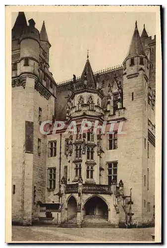 Ansichtskarte AK Chateau de Pierrefonds Oise L'Escalier d'Honneur