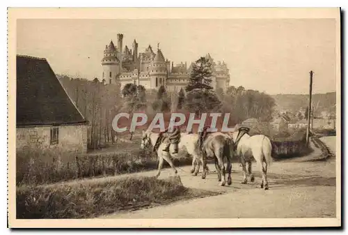 Ansichtskarte AK Chateau de Pierrefonds Oise Cote Est Cheval