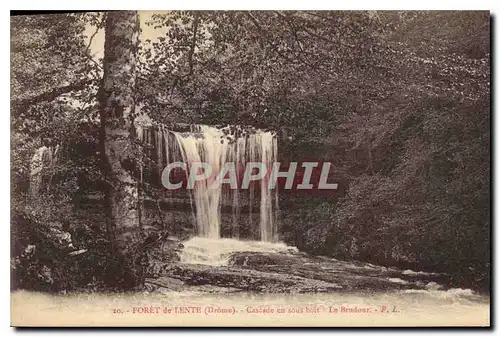 Cartes postales Foret de Lente Drome Cascade en sous Bois le Brudour