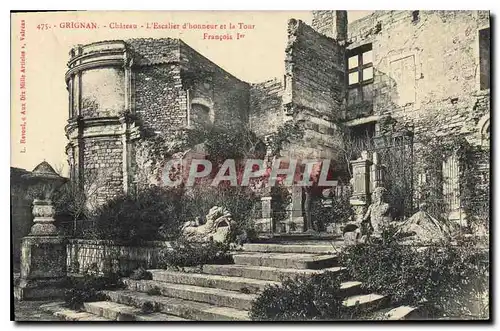 Cartes postales Grignan Chateau l'Escalier d'Honneur et la Tour Francois Ier