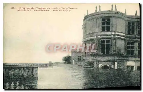 Ansichtskarte AK Grignan le chateau restaure sur la Terrasse Allee de la 2e cour d'Honneur Tour Francois Ier