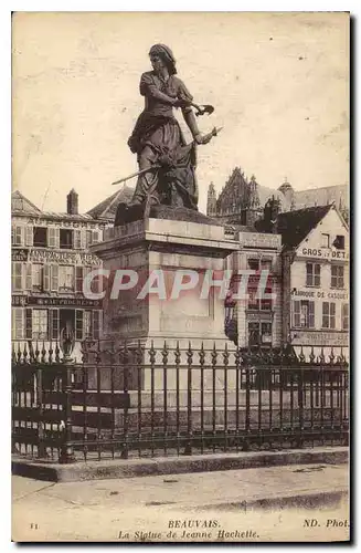 Cartes postales Beauvais la statue de Jeanne Hachette