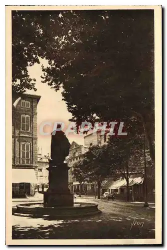 Cartes postales Aix en Provence B du R Statue du Roi Rene