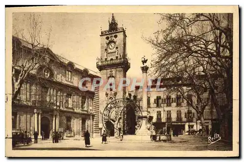 Cartes postales Aix en Provence La place de l'Hotel de Ville et le Beffroi