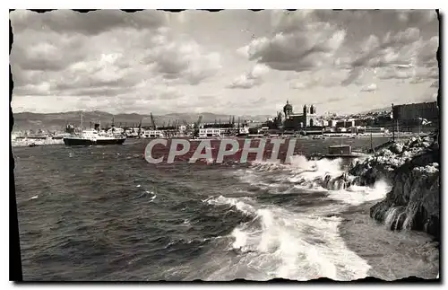 Ansichtskarte AK Le Littoral Mediterraneen Marseille Depart d'Un Courrier A droite la Cathedrale