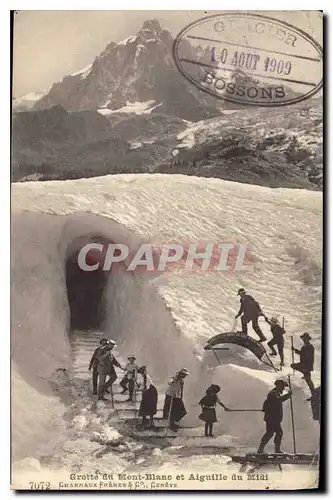 Cartes postales Grotte du Mont Blanc et Aiguille du Midi