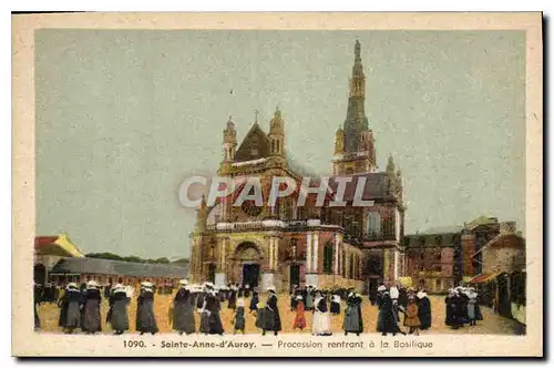 Ansichtskarte AK Sainte Anne d'Auray Procession rentrant a la Basilique