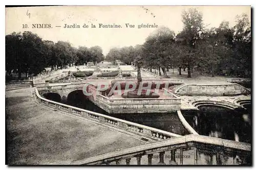 Ansichtskarte AK Nimes Jardin de la Fontaine Vue generale