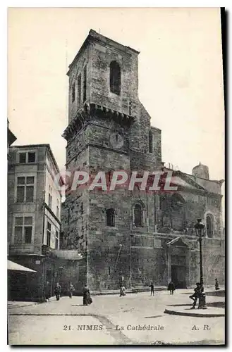 Cartes postales Nimes La Catthedrale