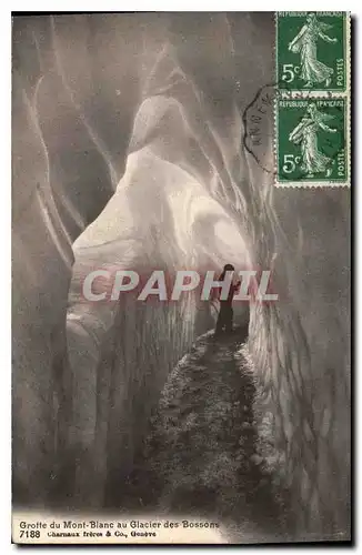 Cartes postales Grotte du Mont Blanc au Glacier des Bossons