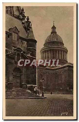 Cartes postales Paris en Flanant Entree laterale de l'Eglise St Etienne du Mont et Dome du Pantheon