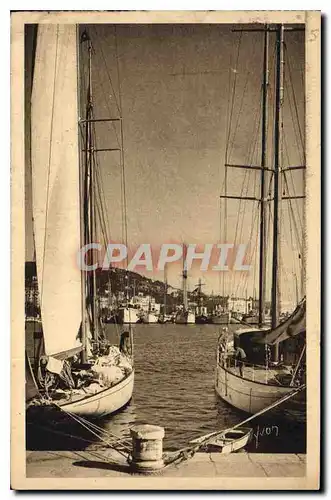 Cartes postales Cote d'Azur Cannes Alpes Maritimes Yachts dans le Port Bateaux