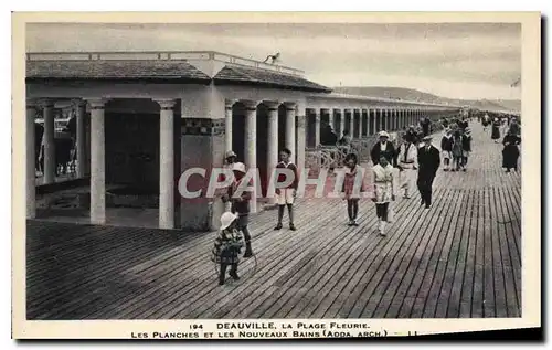 Ansichtskarte AK Deauville La Plage Fleurie Les Planches et les Nouveaux Bains