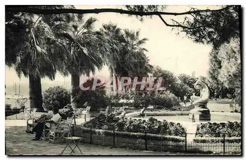 Cartes postales Cannes Un Coin des Jardins