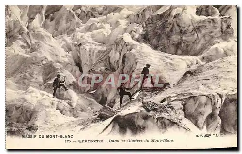 Cartes postales Massif du Mont Blanc Chamonix Dans les Glaciers du Mont Blanc