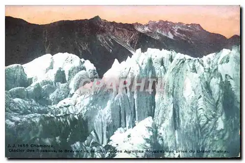 Cartes postales Chamonix Glacier des Bossons le Brevent et la Chaine des Aiguilles Rouges vue prise du Grand Pla