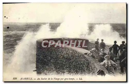 Ansichtskarte AK Biarritz Au Rocher de la Vierge par gros temps