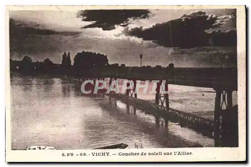 Cartes postales Vichy Coucher de soleil sur l'Allier