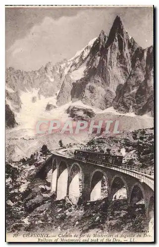 Cartes postales Chamonix Chemin de fer de Montenvers et Aiguille du Dru Train