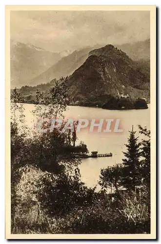 Ansichtskarte AK Annecy et son Lac Haute Savoie Le Roc de Chere et l'Embarcadere de Talloires