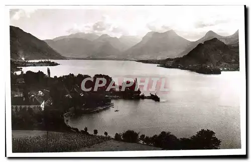 Ansichtskarte AK Annecy Le petit lac Talloires Dans le fond le massif des Bauges