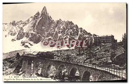 Cartes postales Chamonix Aiguille du Dru et chemin de fer du Montenvers