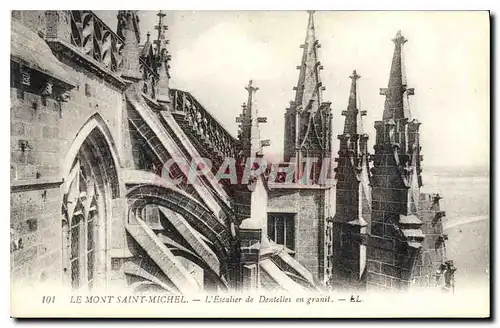 Cartes postales Le Mont Saint Michel l'Escalier de Dentelles en granit