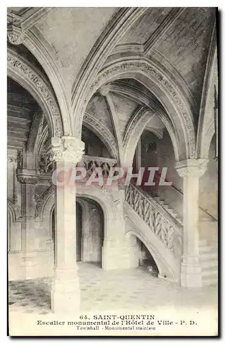 Cartes postales Saint Quentin Escalier monumental de l'Hotel de Ville