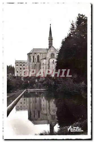 Ansichtskarte AK Le Morvan Pittoresque la Pierre Qui Vire Yonne l'Abbaye et la Piece d'eau