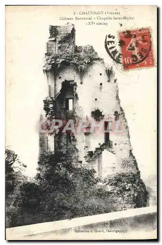 Cartes postales Chauvigny Vienne Chateau Baronnial Chapelle Saint Michel XV siecle