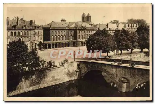 Cartes postales Metz Moselle la Place de la Comedie et le Theatre