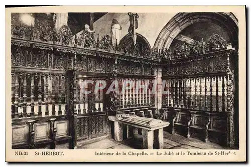 Cartes postales St Herbot interieur de la Chapelle la Jube et le Tombeau de St Herbot