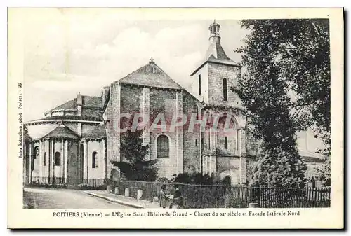 Ansichtskarte AK Poitiers Vienne l'Eglise Saint Hilaire le Grand Facade laterale Nord