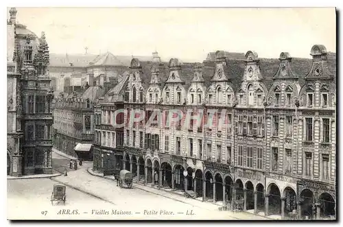 Ansichtskarte AK Arras Vieilles Maisons Petite Place