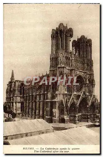 Ansichtskarte AK Reims La Cathedrale apres la guerre