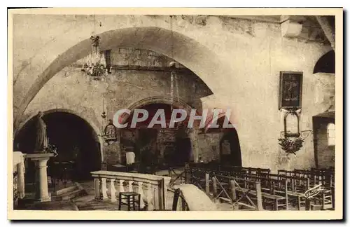 Cartes postales Les Baux interieur de l'eglise St Vincent contenant des Vestiges des X XII XIV et XVI siecle