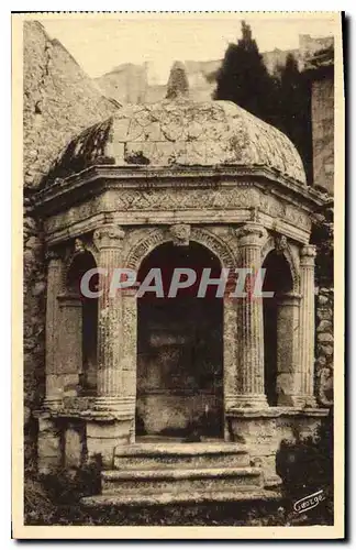 Cartes postales Les Baux Pavillon de la Reine Jeanne Rendez vous d'amour des Princes des Baux