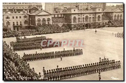 Cartes postales London Trooring The Colour Militaria