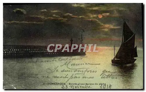 Cartes postales Dunkerque Entree d'une barque de peche