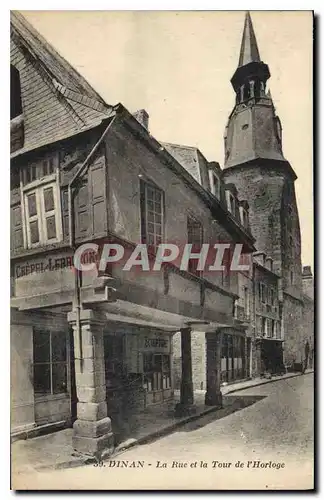 Cartes postales Dinan La Rue et la Tour de l'Horloge