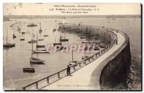 Cartes postales Cote d'Emeraude St Malo Le Mole et l'Escadre Bateaux