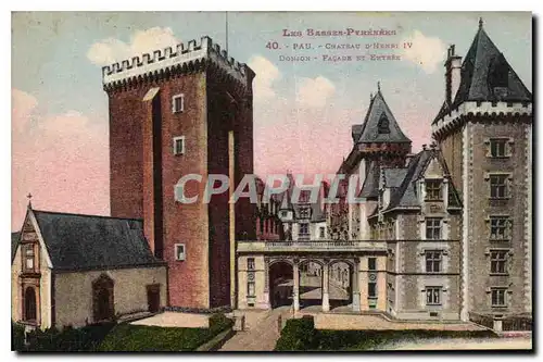 Cartes postales Pau Chateau d Henri IV Donjon Facade St Entree