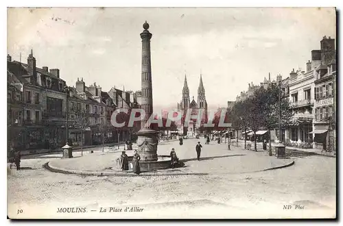 Cartes postales Moulins La Place d'Allier