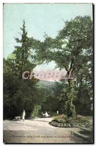 Cartes postales Environs de Vichy Entree de la Grotte de l'Ardosiere