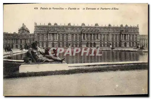 Cartes postales Palais de Versailles Facade sur la Terrasse et Parterre d'Eau