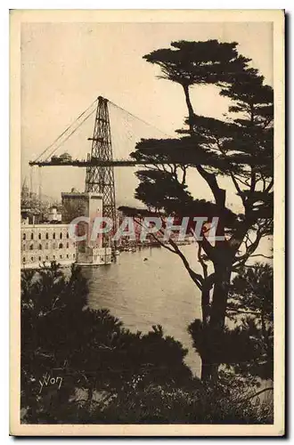 Ansichtskarte AK Marseille Une vue sur l'entree du vieux Port et le Pont transbordeur