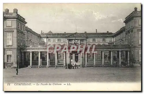 Ansichtskarte AK Compiegne La Facade du Chateau