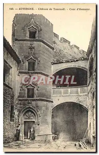 Ansichtskarte AK Auvergne Chateau de Tournoel Cour d'Honneur