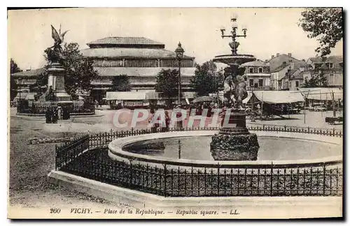 Cartes postales Vichy Place de la Republiqie Republic square